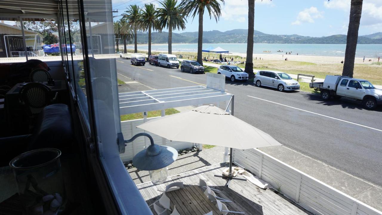 Nana Glads Beachfront Accommodation Whitianga Eksteriør bilde